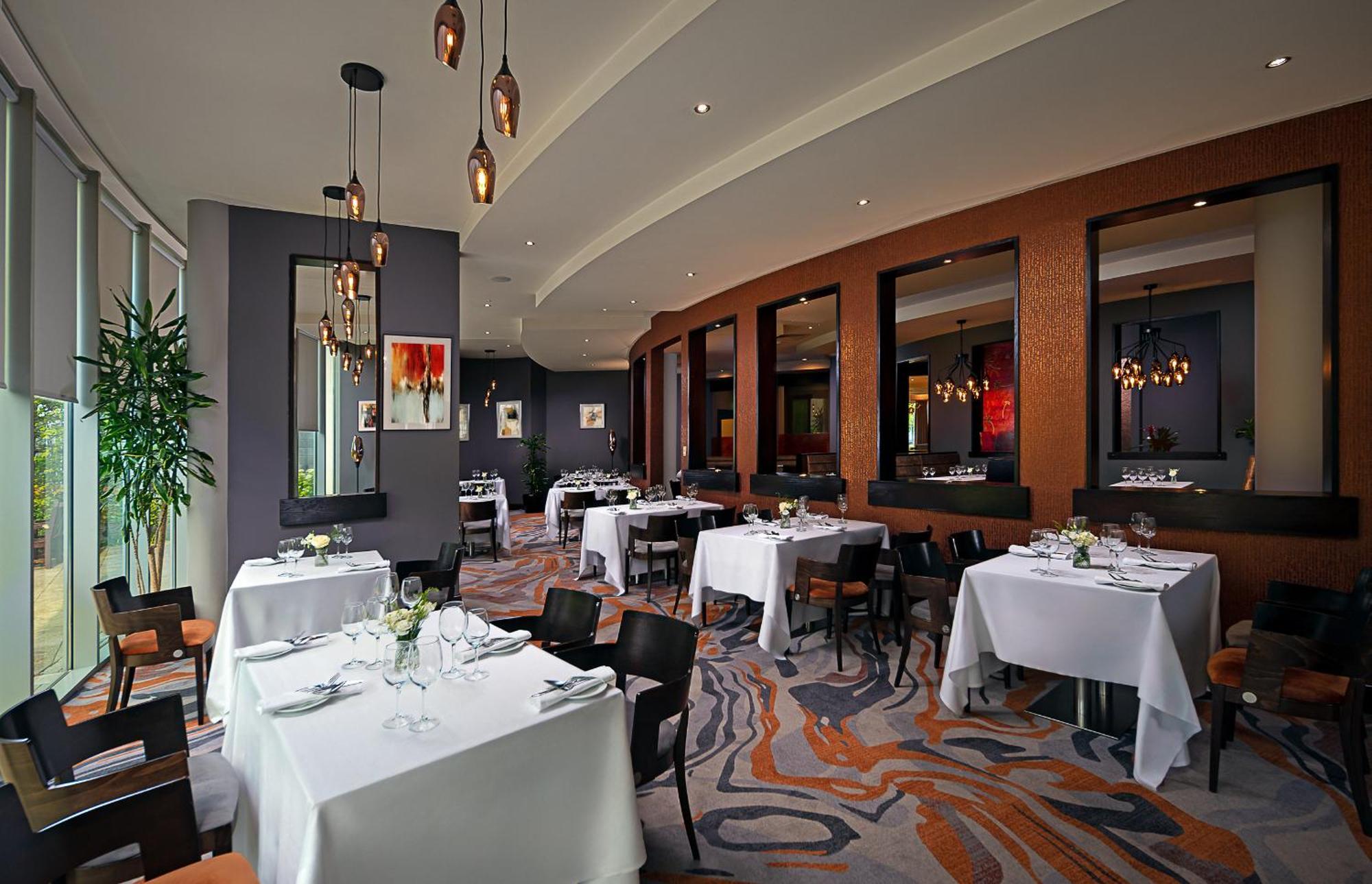 Carlton Hotel Blanchardstown Bagian luar foto