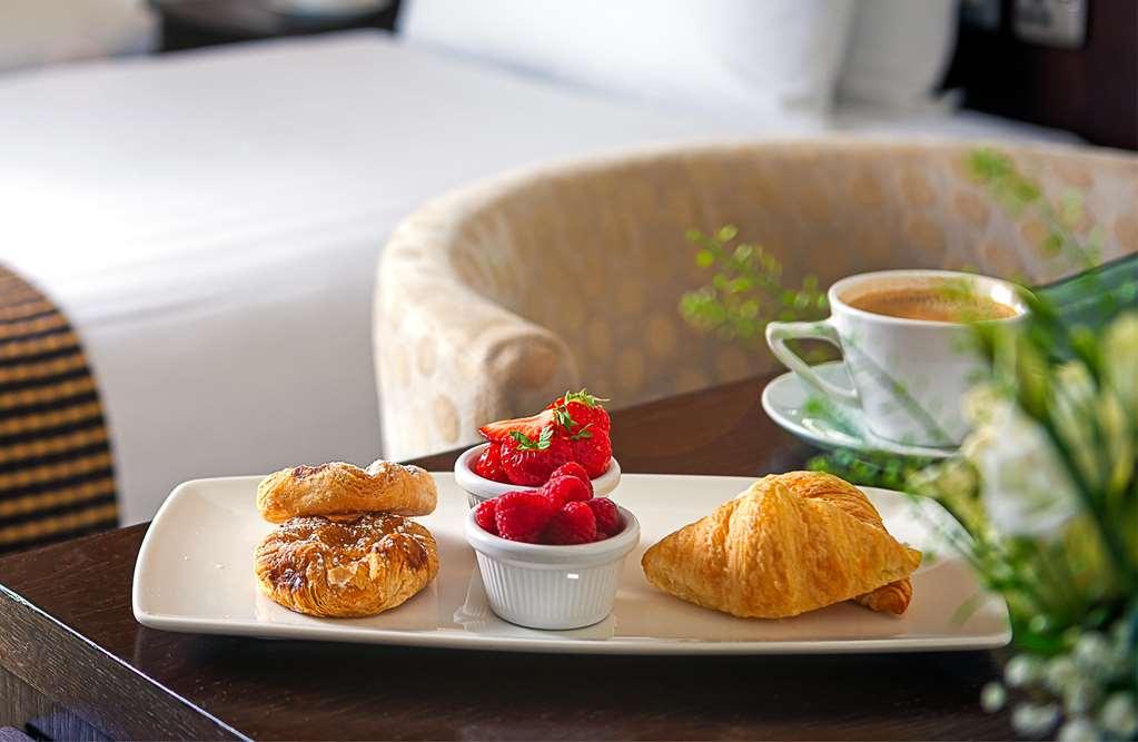 Carlton Hotel Blanchardstown Ruang foto