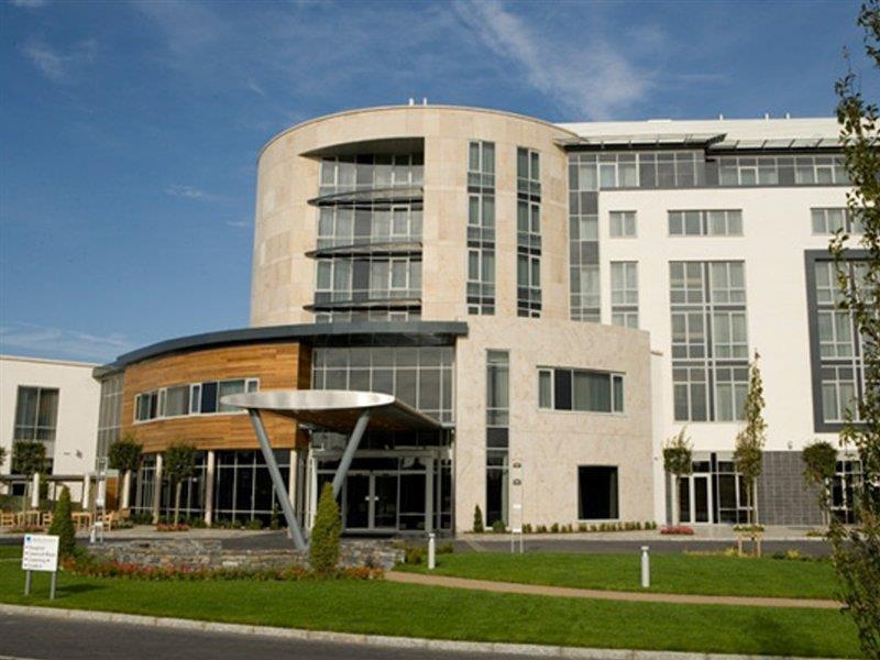 Carlton Hotel Blanchardstown Bagian luar foto