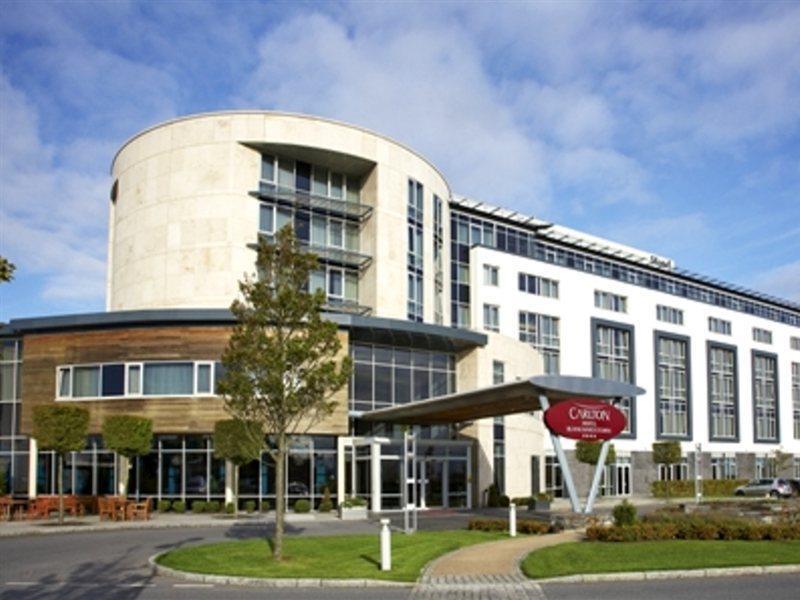 Carlton Hotel Blanchardstown Bagian luar foto